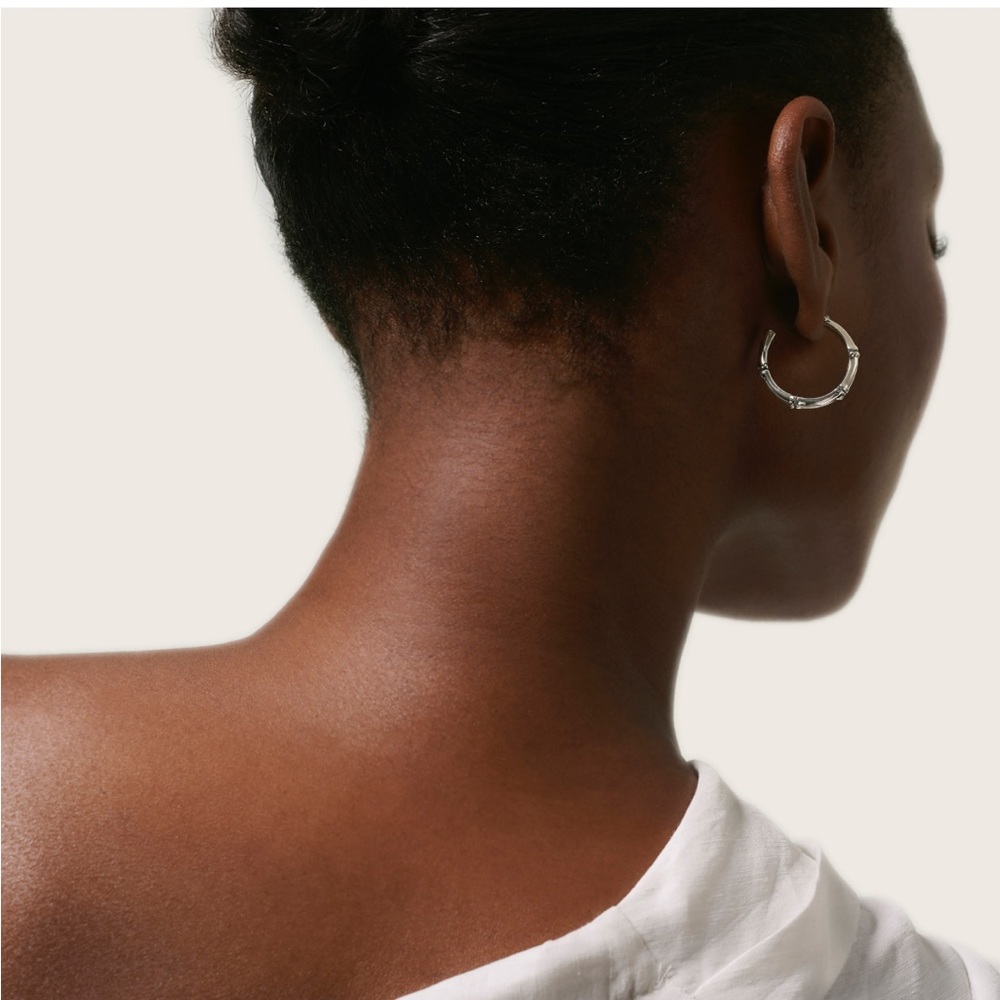 JOHN HARDY BAMBOO SMALL J HOOP EARRING